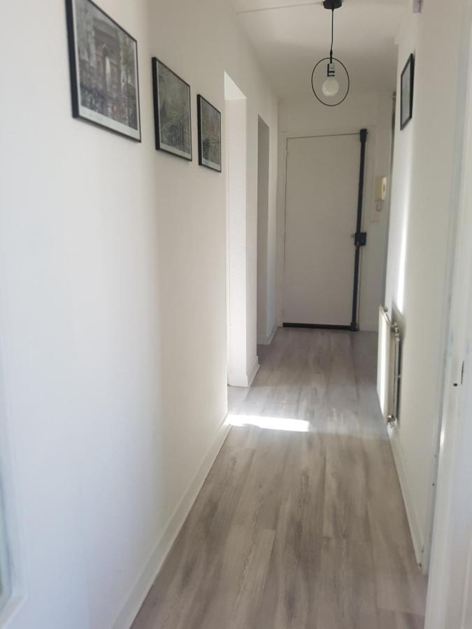 Logement Entier - Appartement T4 Hypercentre Dans Une Rue Calme - Stationnement Gratuit Tarbes Luaran gambar