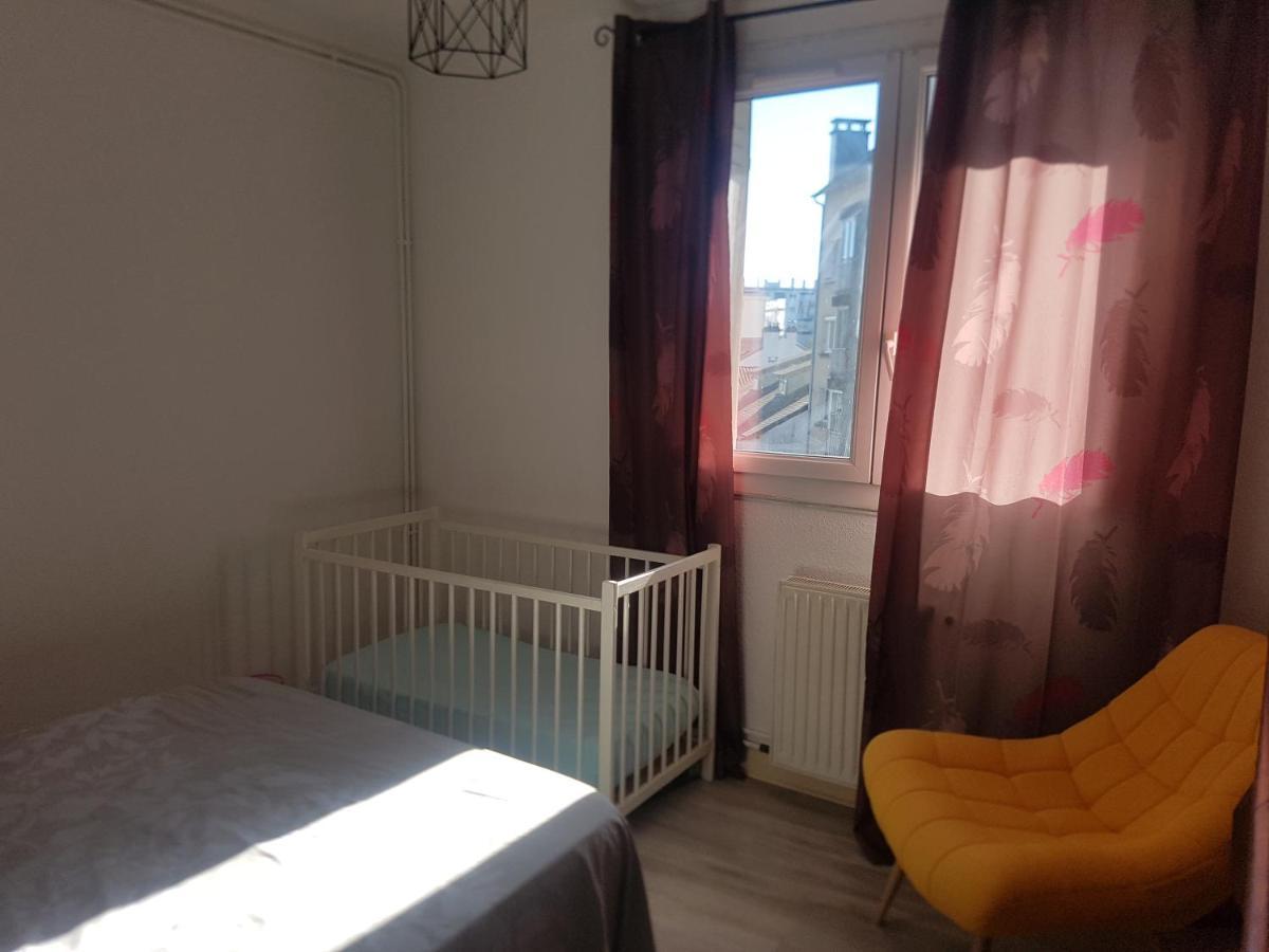 Logement Entier - Appartement T4 Hypercentre Dans Une Rue Calme - Stationnement Gratuit Tarbes Luaran gambar